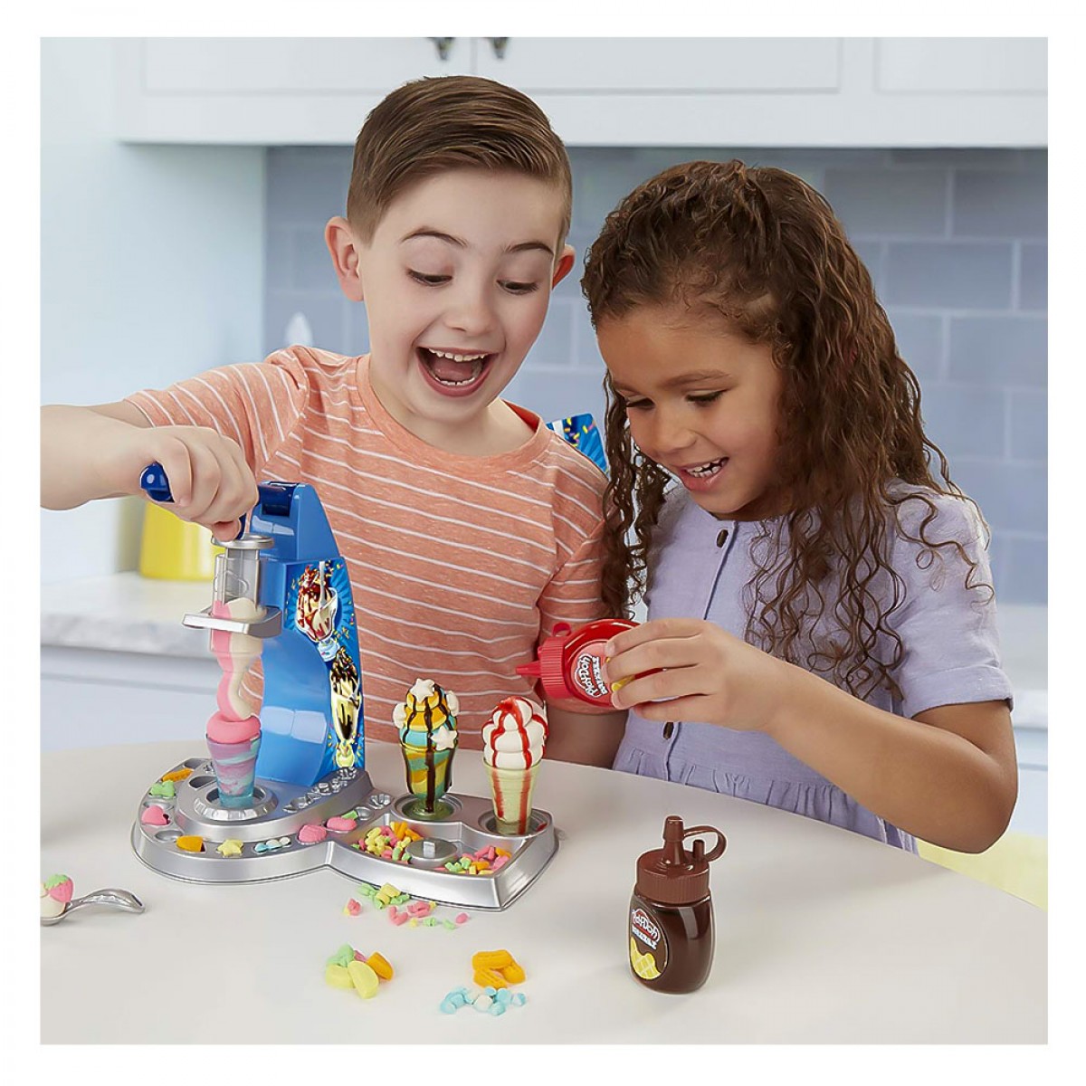 PLAY-DOH ICE CREAM PLAYSET E6688