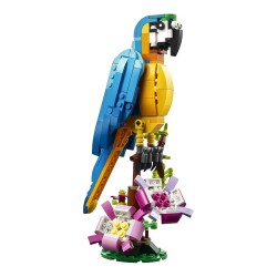 LEGO EXOTIC PARROT 31136