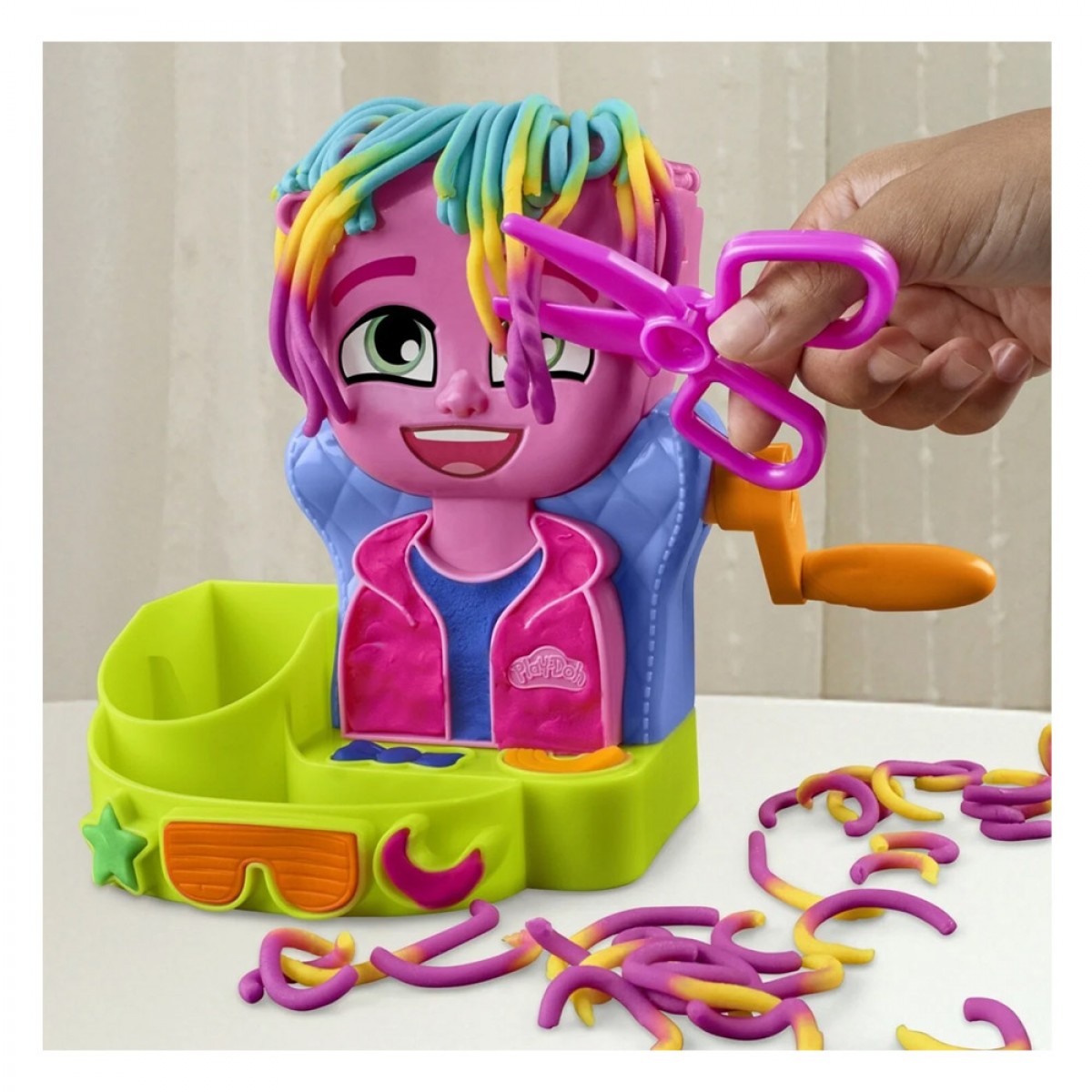 PLAY-DOH HAIR STYLIN SALON  PLAY-DOH F8807